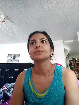 BasmaHernandez online show from July 2026 02:37:01 PM