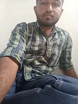 Snapshot of VJ17 chatting on December 2025 06:51:01 AM VJ17 online show from December 2025 06:51:01 AM