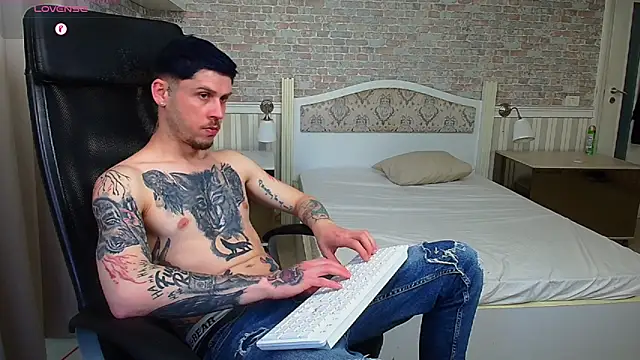 JonahShaw online show from May 2026 04:53:02 AM