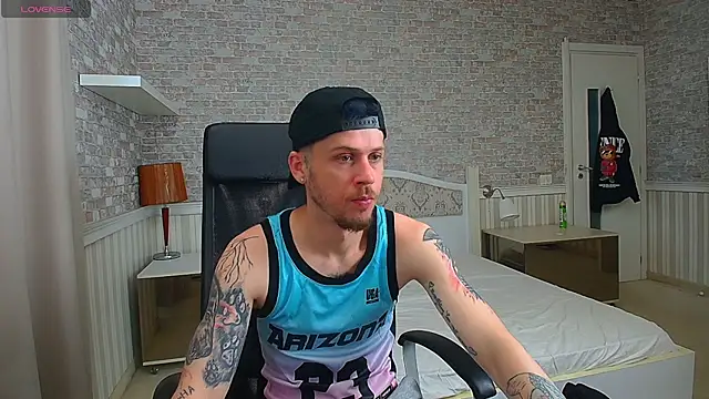 JonahShaw online show from May 2026 05:02:02 AM