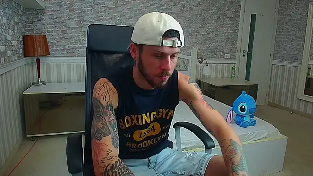 JonahShaw online show from July 2026 04:37:01 AM