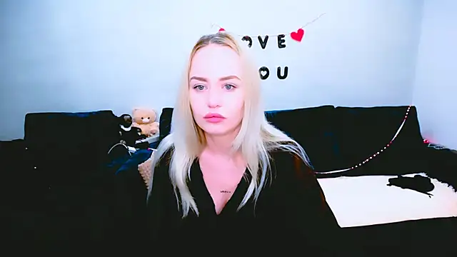 LiluMoon   online show from April 2026 06:49:01 AM