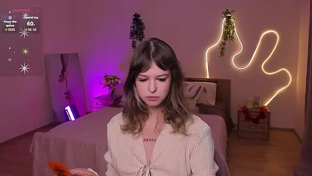 Lisa Blossom online show from April 2026 06:11:02 AM