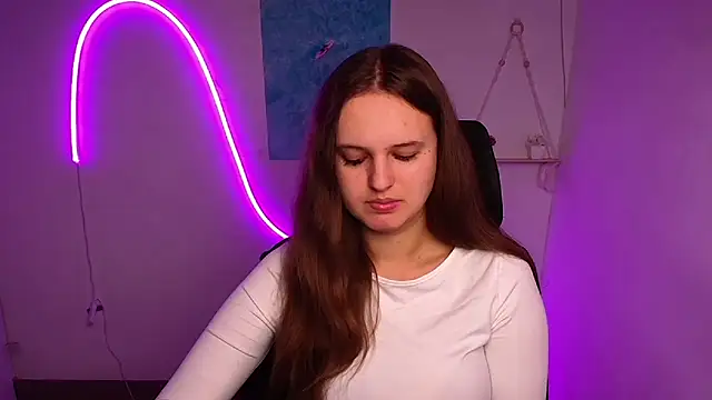 Aurora White online show from October 2025 05:29:01 AM