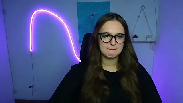 Aurora White online show from October 2025 11:17:01 AM