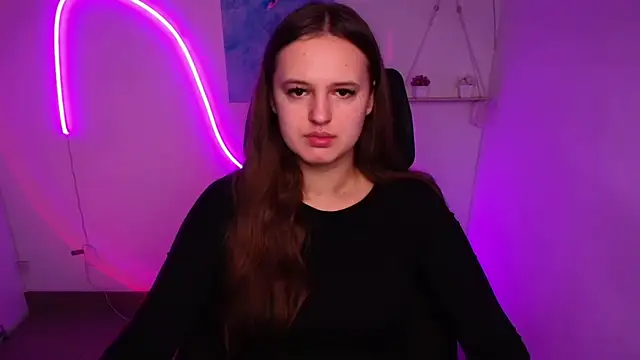 Aurora White online show from November 2025 06:27:01 AM