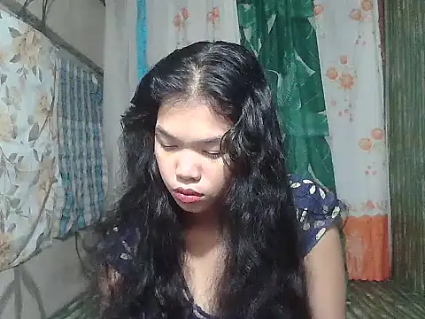 Sweetestsiner online show from February 2026 04:38:01 AM