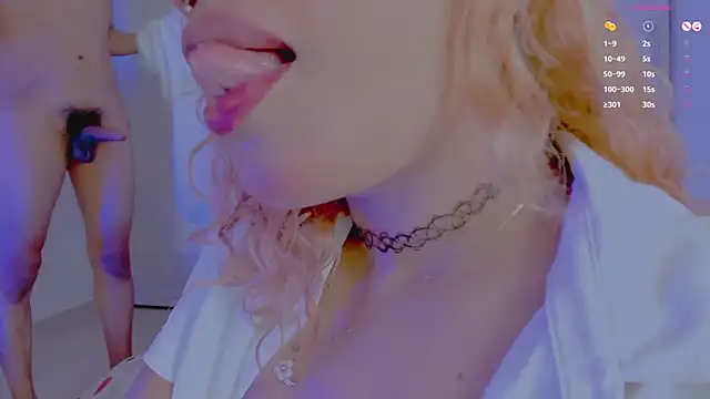 Snapshot of amywilld chatting on May 2026 10:26:02 PM amywilld online show from May 2026 10:26:02 PM