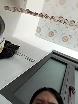 Snapshot of Sexyladzy chatting on September 2025 05:25:01 PM Sexyladzy online show from September 2025 05:25:01 PM