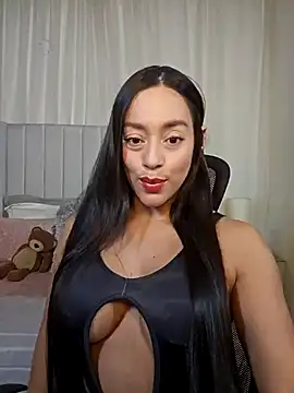 AriadnaTaylor online show from May 2026 05:43:01 PM