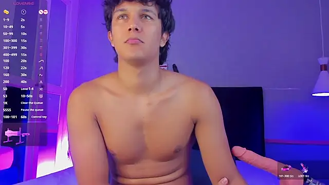 Snapshot of Leo_Savage_ chatting on November 2025 03:39:02 AM Leo Savage online show from November 2025 03:39:02 AM