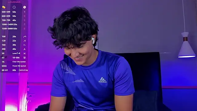 Snapshot of Leo_Savage_ chatting on November 2025 03:50:01 AM Leo Savage online show from November 2025 03:50:01 AM