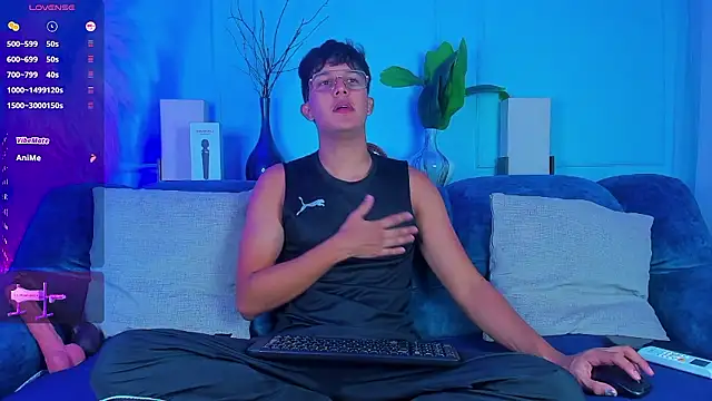 Snapshot of Leo_Savage_ chatting on January 2026 03:43:02 AM Leo Savage online show from January 2026 03:43:02 AM