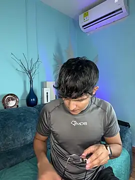 Snapshot of Leo_Savage_ chatting on January 2026 03:10:02 AM Leo Savage online show from January 2026 03:10:02 AM