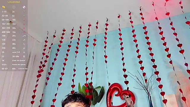 Snapshot of Leo_Savage_ chatting on February 2026 04:09:01 AM Leo Savage online show from February 2026 04:09:01 AM