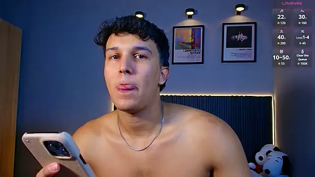 Leo Savage  online show from July 2026 03:26:01 AM