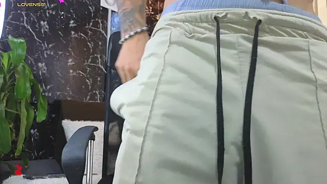 Alexander ferre online show from March 2026 01:17:01 PM