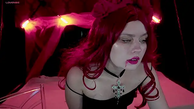 Snapshot of RedDoll_ chatting on October 2025 01:56:02 PM RedDoll online show from October 2025 01:56:02 PM