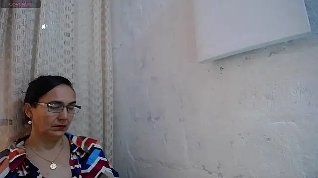 Snapshot of gabbyparker_ chatting on September 2025 12:49:01 PM gabbyparker online show from September 2025 12:49:01 PM