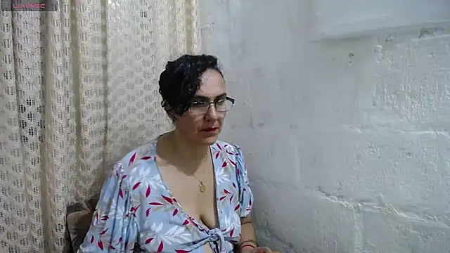 Snapshot of gabbyparker_ chatting on September 2025 08:49:02 AM gabbyparker online show from September 2025 08:49:02 AM