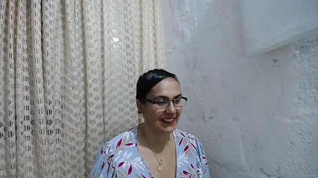 Snapshot of gabbyparker_ chatting on November 2025 07:53:01 AM gabbyparker online show from November 2025 07:53:01 AM