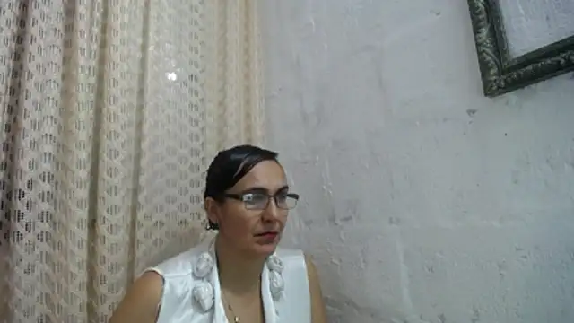 Snapshot of gabbyparker_ chatting on January 2026 01:30:01 AM gabbyparker online show from January 2026 01:30:01 AM