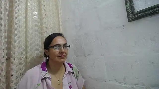 Snapshot of gabbyparker_ chatting on February 2026 09:23:02 AM gabbyparker online show from February 2026 09:23:02 AM