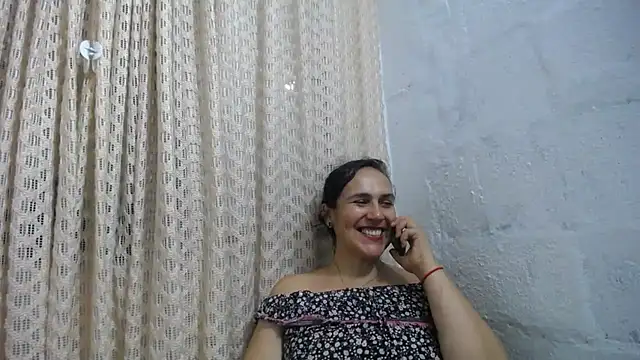 Snapshot of gabbyparker_ chatting on February 2026 12:49:01 AM gabbyparker online show from February 2026 12:49:01 AM