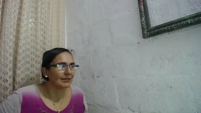 Snapshot of gabbyparker_ chatting on February 2026 11:45:01 PM gabbyparker online show from February 2026 11:45:01 PM