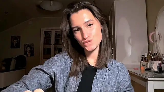 DarlineBrustera online show from February 2026 04:28:02 PM