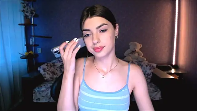Snapshot of Dianaa_Lee0 chatting on August 2026 02:11:02 PM Dianaa Lee0 online show from August 2026 02:11:02 PM