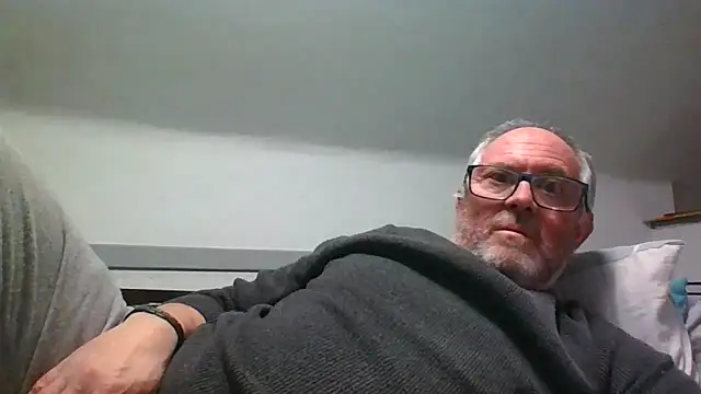 naughtygrandad1 online show from March 2026 06:04:02 PM