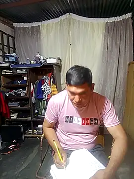 Snapshot of Franklin111230 chatting on February 2026 01:54:01 AM Franklin111230 online show from February 2026 01:54:01 AM