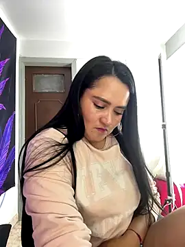 Rouse69  online show from December 2025 07:48:02 AM