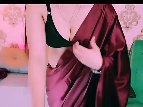 Snapshot of My_Rose chatting on October 2025 05:04:02 AM My Rose online show from October 2025 05:04:02 AM