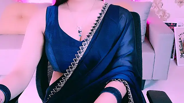 Snapshot of My_Rose chatting on January 2026 05:37:01 PM My Rose online show from January 2026 05:37:01 PM