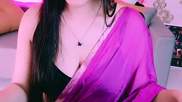 Snapshot of My_Rose chatting on February 2026 03:50:02 PM My Rose online show from February 2026 03:50:02 PM