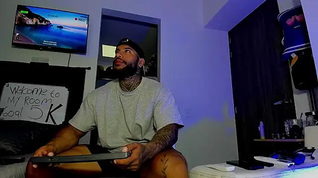 Andrew Johnnson online show from December 2025 05:31:02 PM