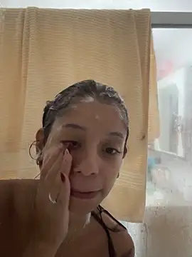 Snapshot of FadaPerigosa chatting on February 2026 01:43:02 AM FadaPerigosa online show from February 2026 01:43:02 AM