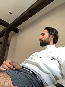 Snapshot of SergioGarcia93 chatting on October 2025 02:48:02 PM SergioGarcia93 online show from October 2025 02:48:02 PM