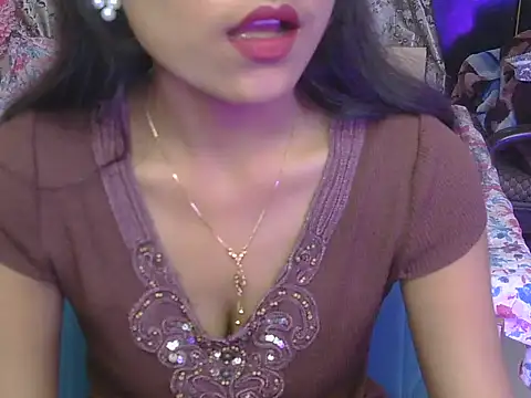 hoty-priya online show from March 2026 04:39:01 AM