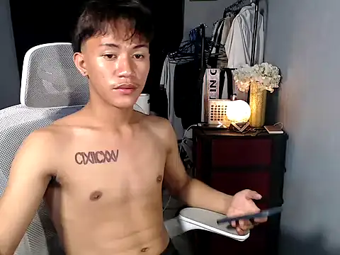 Snapshot of naughtyboyloy_0 chatting on January 2026 04:20:02 PM naughtyboyloy 0 online show from January 2026 04:20:02 PM