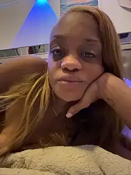 Snapshot of Angelbunnyy chatting on January 2026 01:49:02 PM Angelbunnyy online show from January 2026 01:49:02 PM