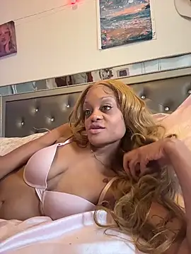 Snapshot of Angelbunnyy chatting on February 2026 11:23:02 PM Angelbunnyy online show from February 2026 11:23:02 PM