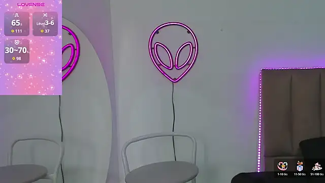 Snapshot of CandyAinsley chatting on November 2025 06:19:02 PM CandyAinsley online show from November 2025 06:19:02 PM