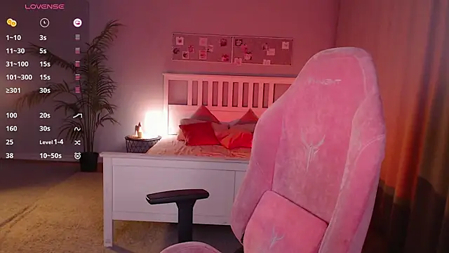 Snapshot of Keke_Pallmer chatting on September 2025 07:42:01 AM Keke Pallmer online show from September 2025 07:42:01 AM