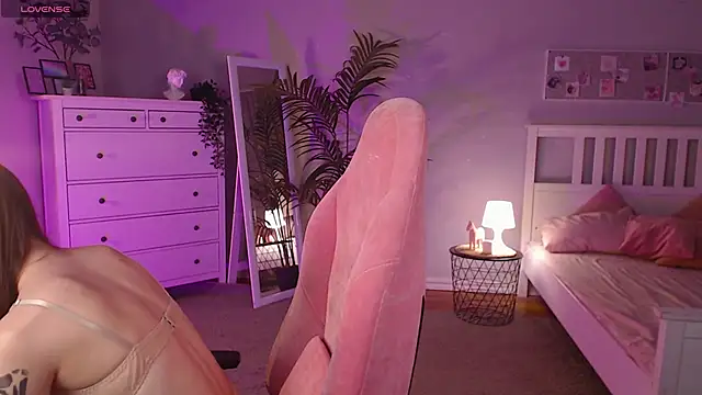 Snapshot of Keke_Pallmer chatting on September 2025 07:35:01 AM Keke Pallmer online show from September 2025 07:35:01 AM