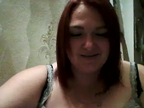 Snapshot of AngelQSky chatting on September 2025 06:30:01 PM AngelQSky online show from September 2025 06:30:01 PM