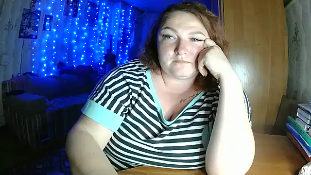 Snapshot of AngelQSky chatting on June 2026 09:39:01 PM AngelQSky online show from June 2026 09:39:01 PM