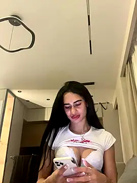 Snapshot of itsyourgirltee chatting on November 2025 01:48:01 AM itsyourgirltee online show from November 2025 01:48:01 AM